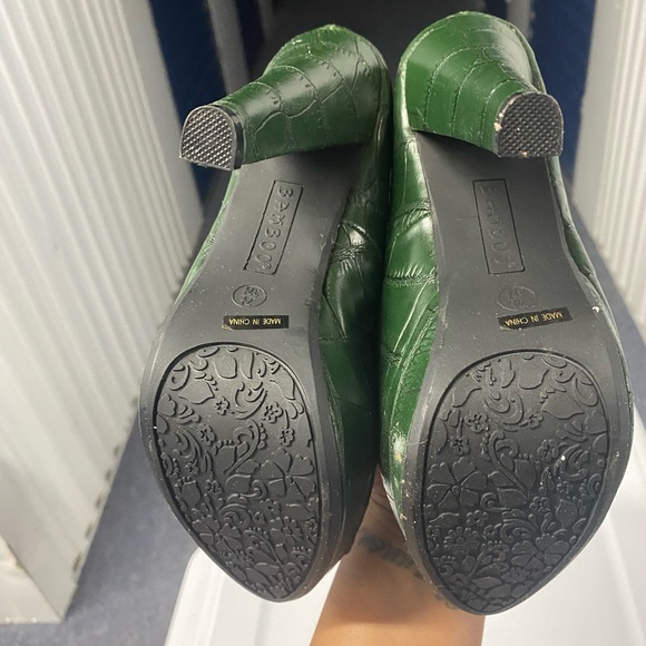 Bamboo Green Heel Pump - Picture 7 of 8